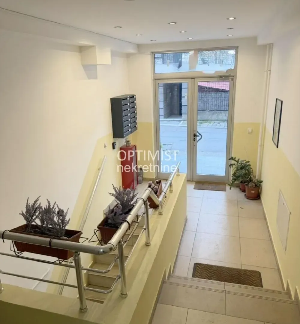 Prodaja, jednosoban stan, 34m², Lekino Brdo, Voždovac Sve Podlokacije