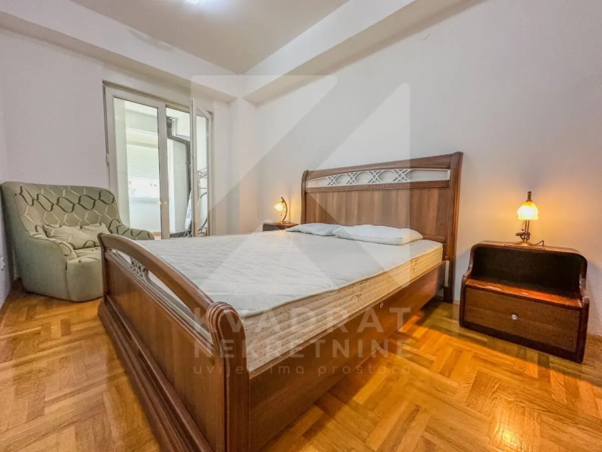Izdavanje, jednosoban stan, 57m², City Kvart, Podgorica