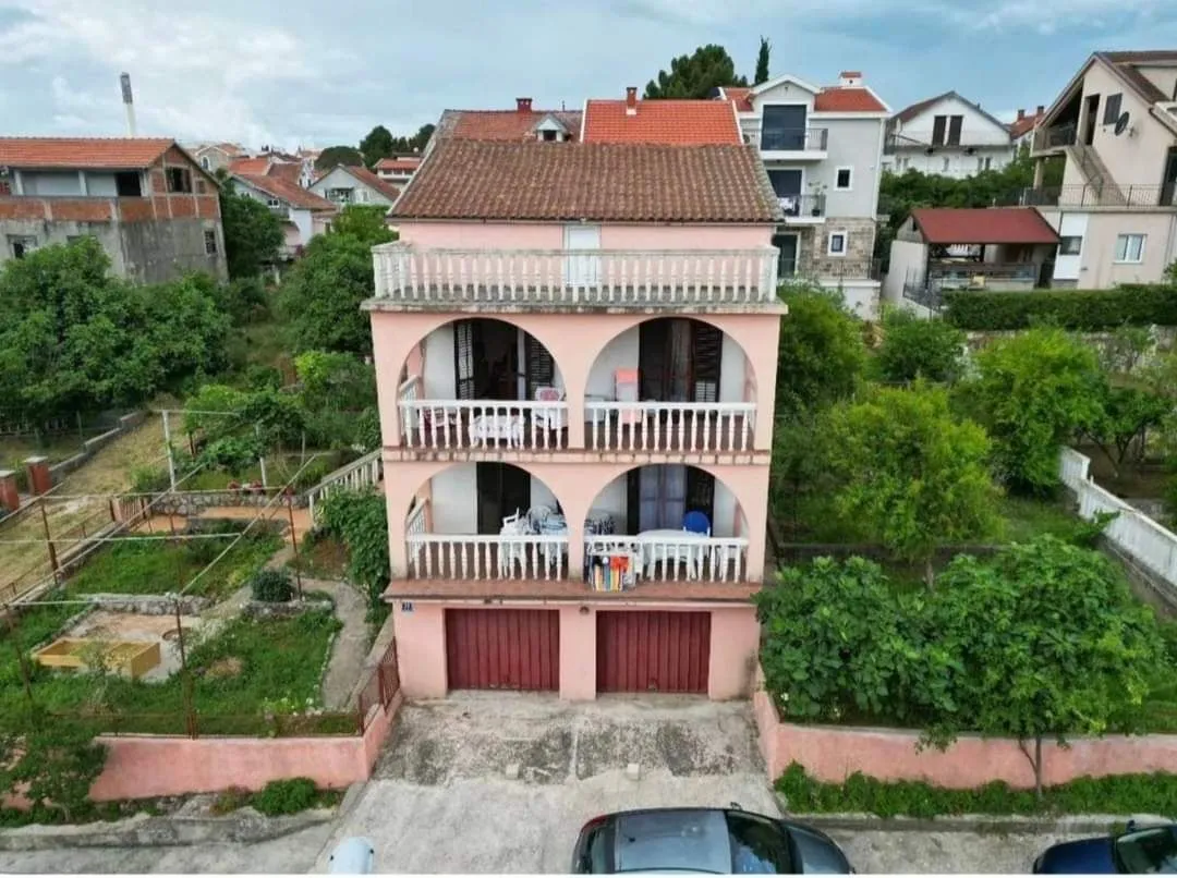 Prodaja, kuća, 396m², Tivat, Crna Gora