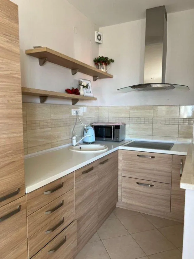 Sale, two bedroom apartment, 70m², Lazi, Budva