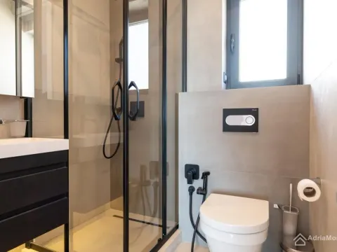 Sale, house, 180m², Kavač, Kotor - image 9