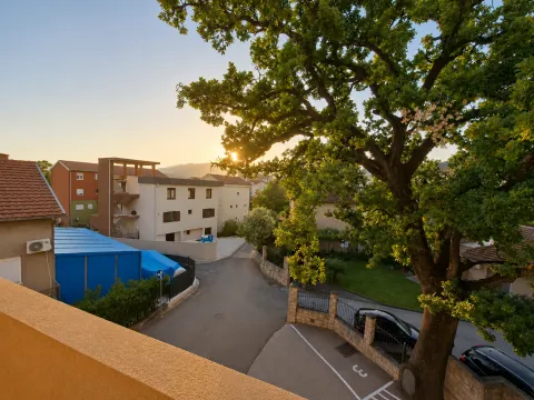 Rent, one bedroom apartment, 65m², Boka Place, Tivat - image 8