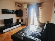 Izdavanje, dvosoban stan, 68m², Stari Aerodrom, Podgorica - image 2