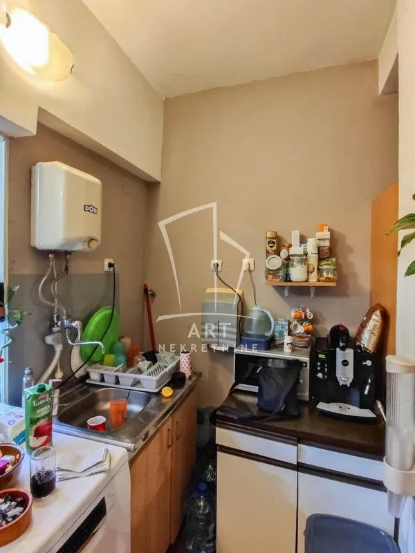 Sale, three bedroom apartment, 62m², Gradska Bolnica, Zvezdara Sve Podlokacije