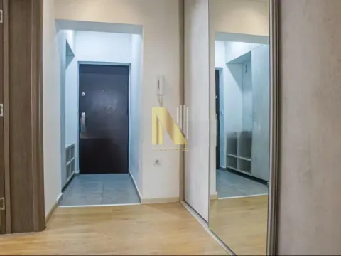 Izdavanje, trosoban stan, 82m², Novo naselje, Novi Sad - image 12