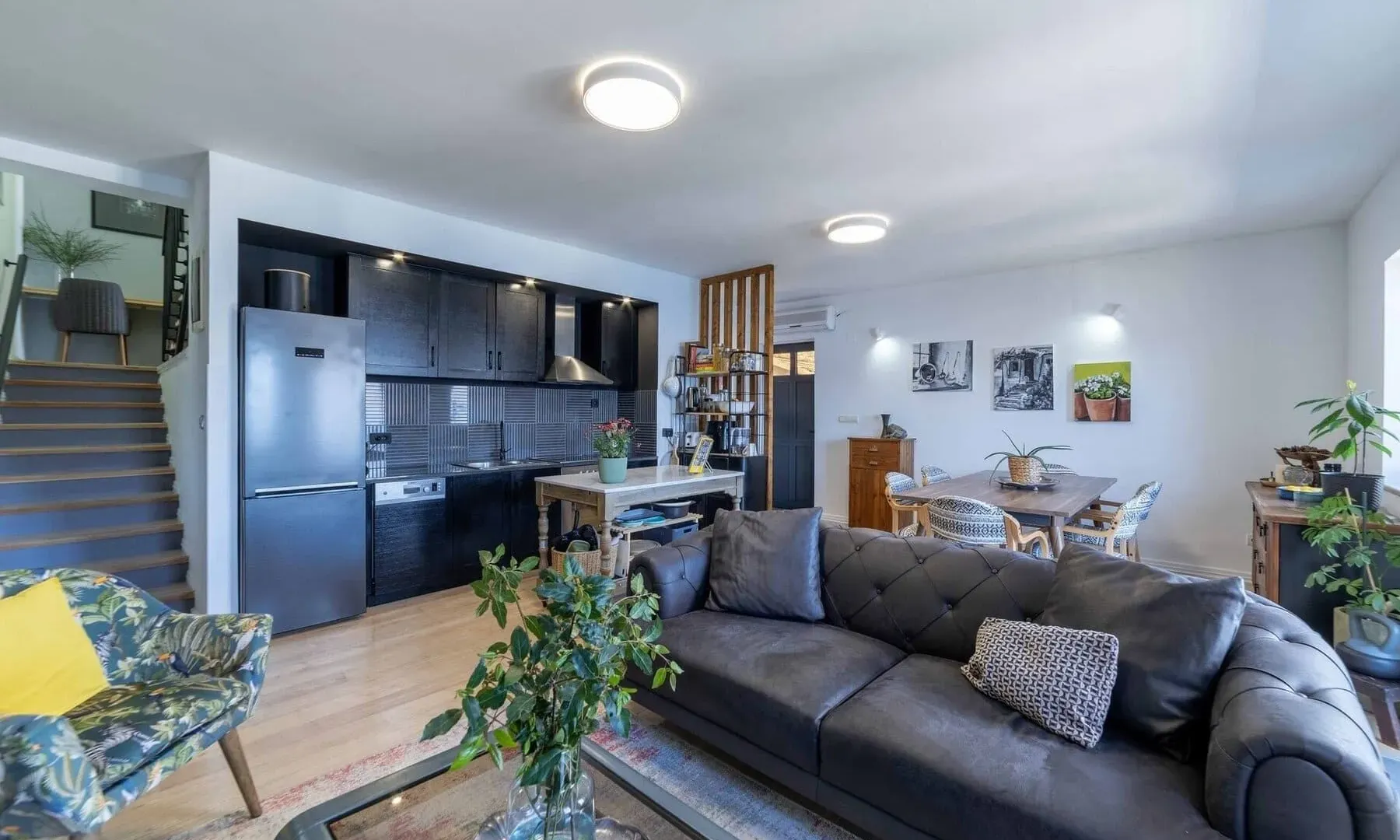 Prodaja, trosoban stan, 122m², Bratešići, Kotor