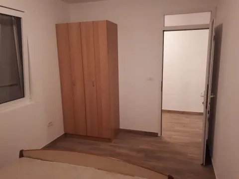 Izdavanje, jednosoban stan, 45m², Murtovina, Podgorica - image 12