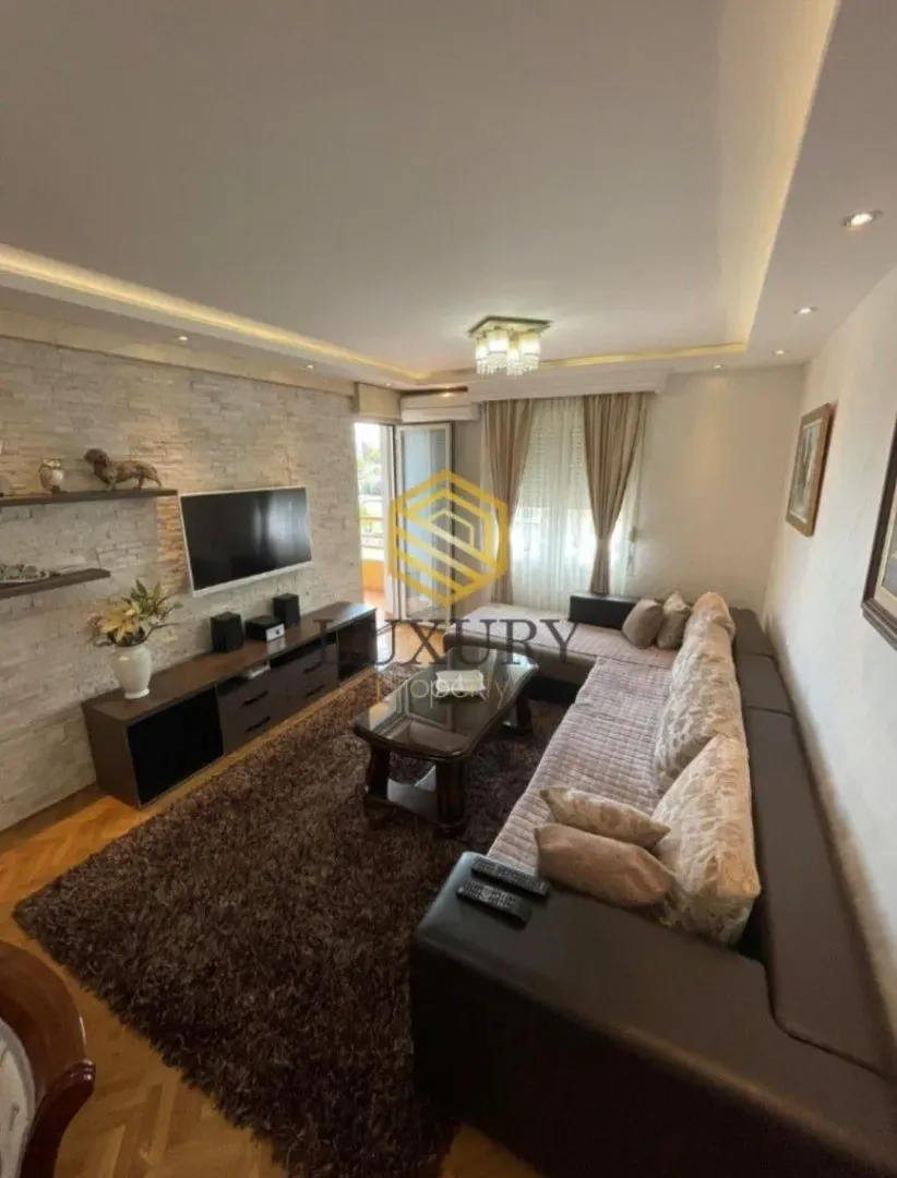 Izdavanje, dvosoban stan, 74m², Ljubović, Podgorica
