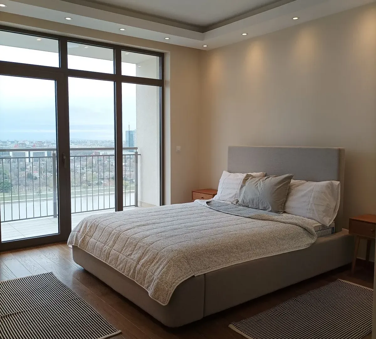 Rent, four bedroom apartment, 120m², Beograd Na Vodi, Beograd