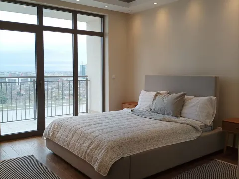 Izdavanje, četvorosoban stan, 120m², Beograd Na Vodi, Beograd - image 7