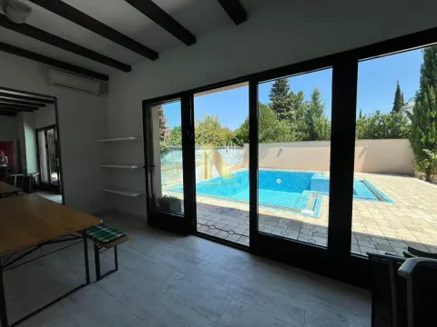 Izdavanje, poslovni prostor, 450m², Bulevar Evrope, Novi Sad Sve Podlokacije - image 26