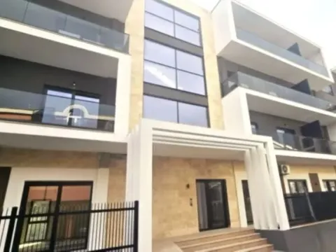 Prodaja, jednosoban stan, 47m², Momišići, Podgorica - image 2