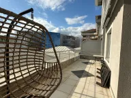 Izdavanje, dvosoban stan, 72m², Centar, Tivat - image 6