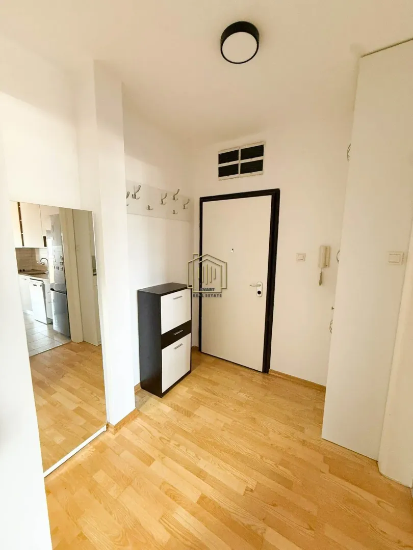 Rent, two bedroom apartment, 83m², Preko Morače, Podgorica