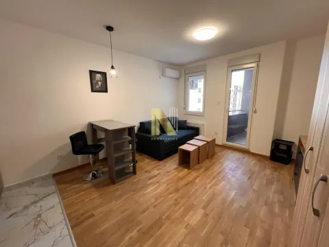Izdavanje, garsonjera, 30m², Avijatičarsko naselje, Novi Sad Sve Podlokacije - image 2