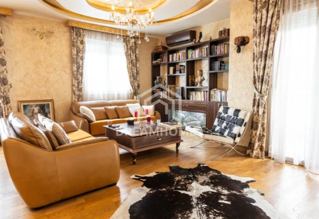 Rent, three bedroom apartment, 98m², City Kvart, Podgorica