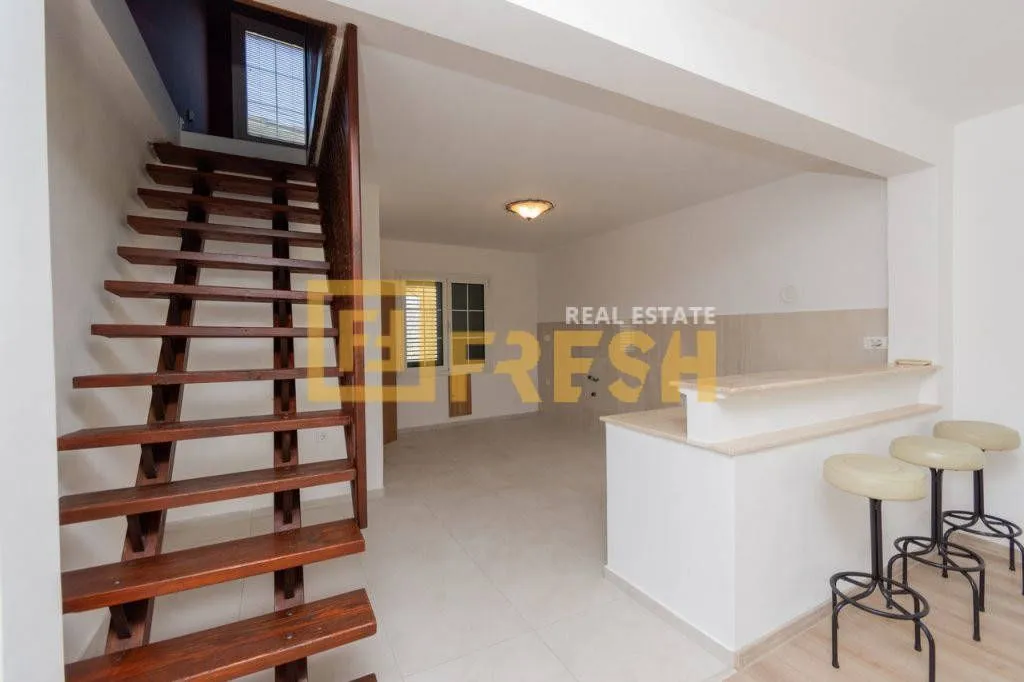 Sale, house, 100m², Stara Varoš, Podgorica