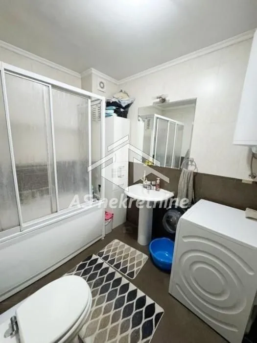 Izdavanje, trosoban stan, 73m², Voždovac Sve Podlokacije, Beograd
