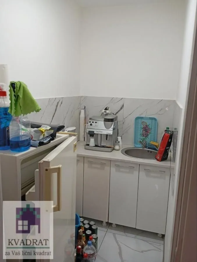 Rent, office space, 400m², Zvečka, Obrenovac