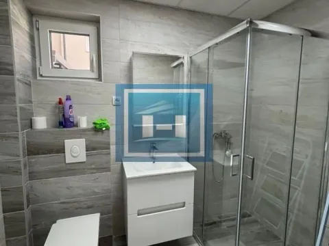 Izdavanje,  stan, 43m2, Centar, Paraćin
