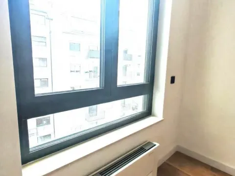 Prodaja, trosoban stan, 75m², Banovo Brdo, Beograd - image 13