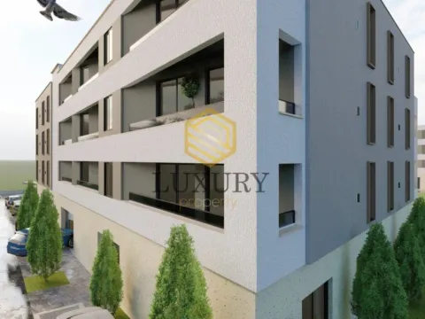 Prodaja, garsonjera, 32m², Podgorica, Crna Gora - image 2