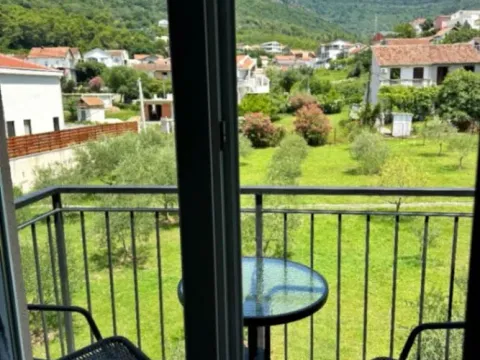 Rent, one bedroom apartment, 37m², Mrčevac, Tivat - image 2