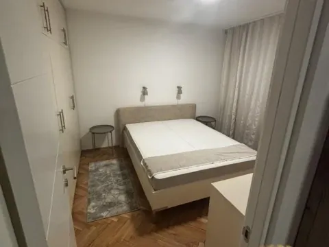 Rent, two bedroom apartment, 52m², Autokomanda, Voždovac Sve Podlokacije - image 4