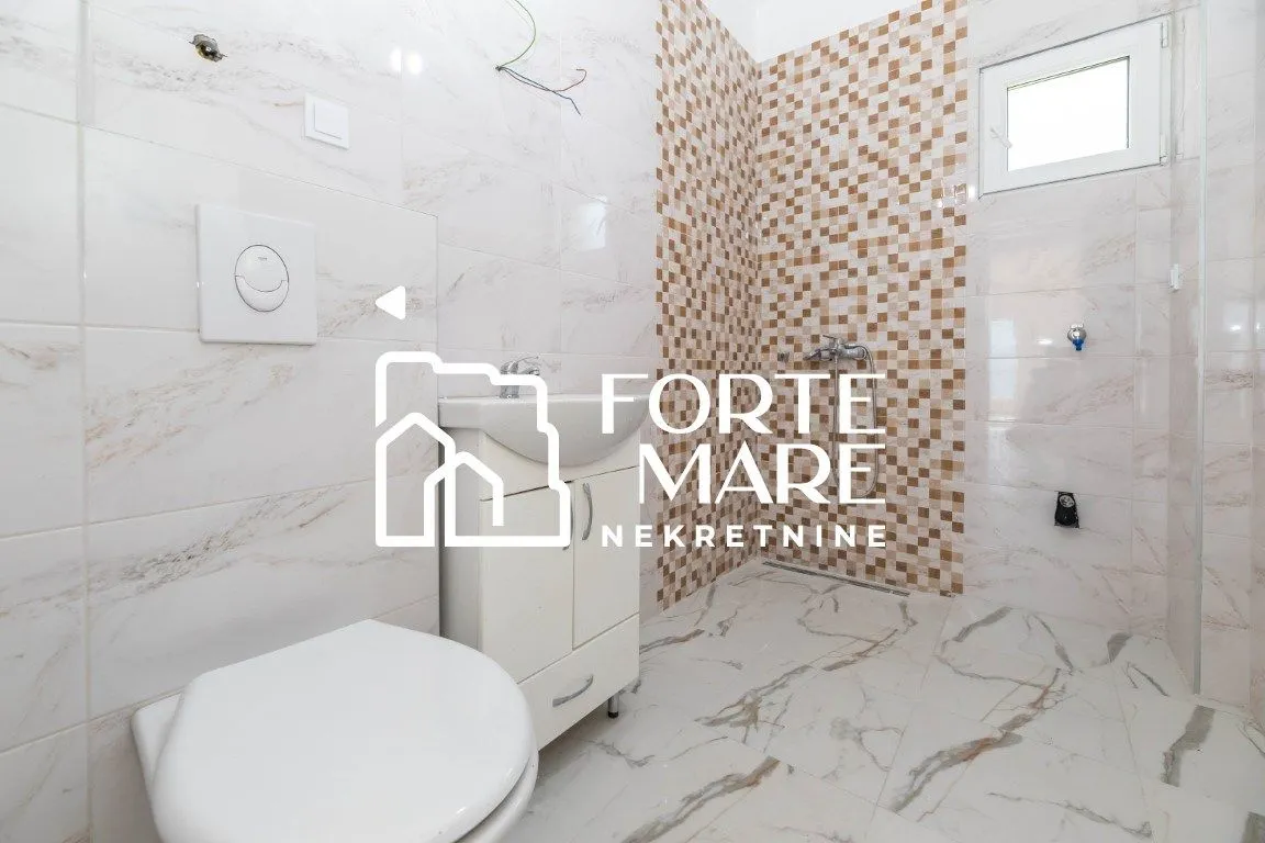 Prodaja, trosoban stan, 66m², Đenovići, Herceg Novi