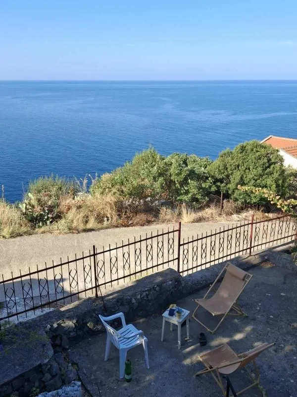 Prodaja, kuća, 90m², Dobra Voda, Budva
