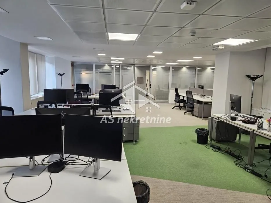Rent, office space, 300m², Stari Grad, Beograd