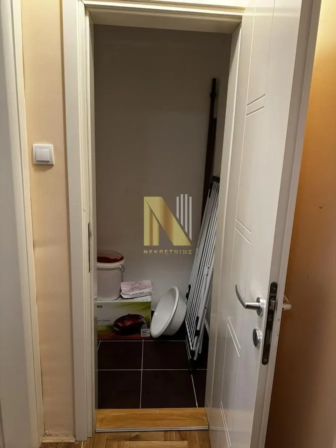 Izdavanje, jednosoban stan, 42m², Grbavica, Novi Sad Sve Podlokacije