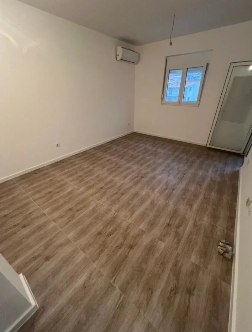 Rent, studio apartment, 25m², Šušanj, Bar