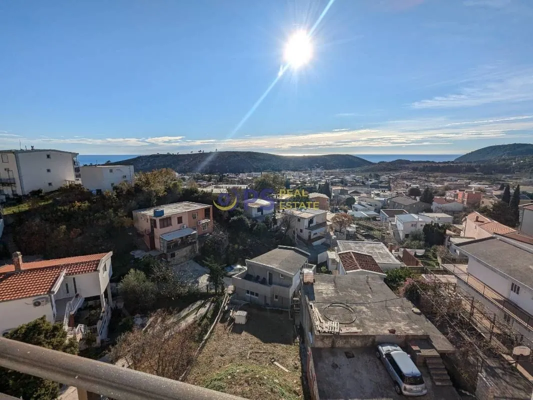 Sale, four bedroom apartment, 119m², Sutomore, Bar