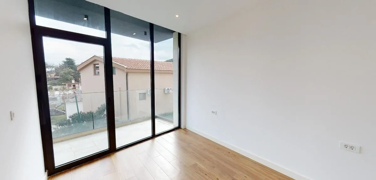 Prodaja, jednosoban stan, 51m², Tivat, Crna Gora