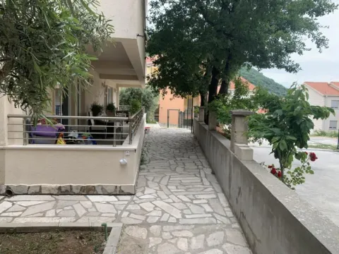 Sale, three bedroom apartment, 121m², Petrovac, Budva - image 9