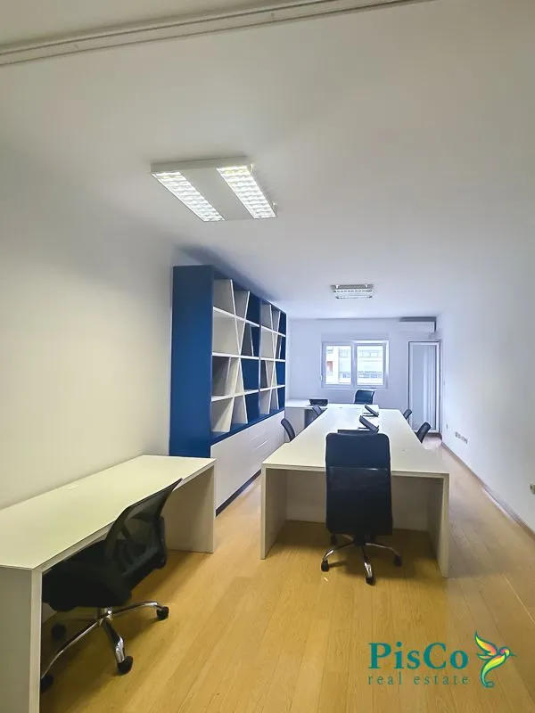 Izdavanje, dvosoban stan, 75m², City Kvart, Podgorica