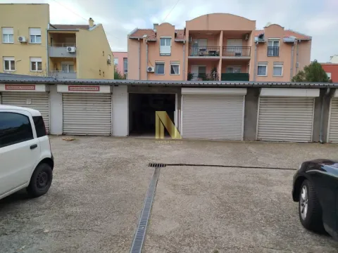 Izdavanje, trosoban stan, 73m², Grbavica, Novi Sad Sve Podlokacije - image 26