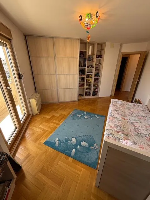 Prodaja, stan, 300m², Preko Morače, Podgorica