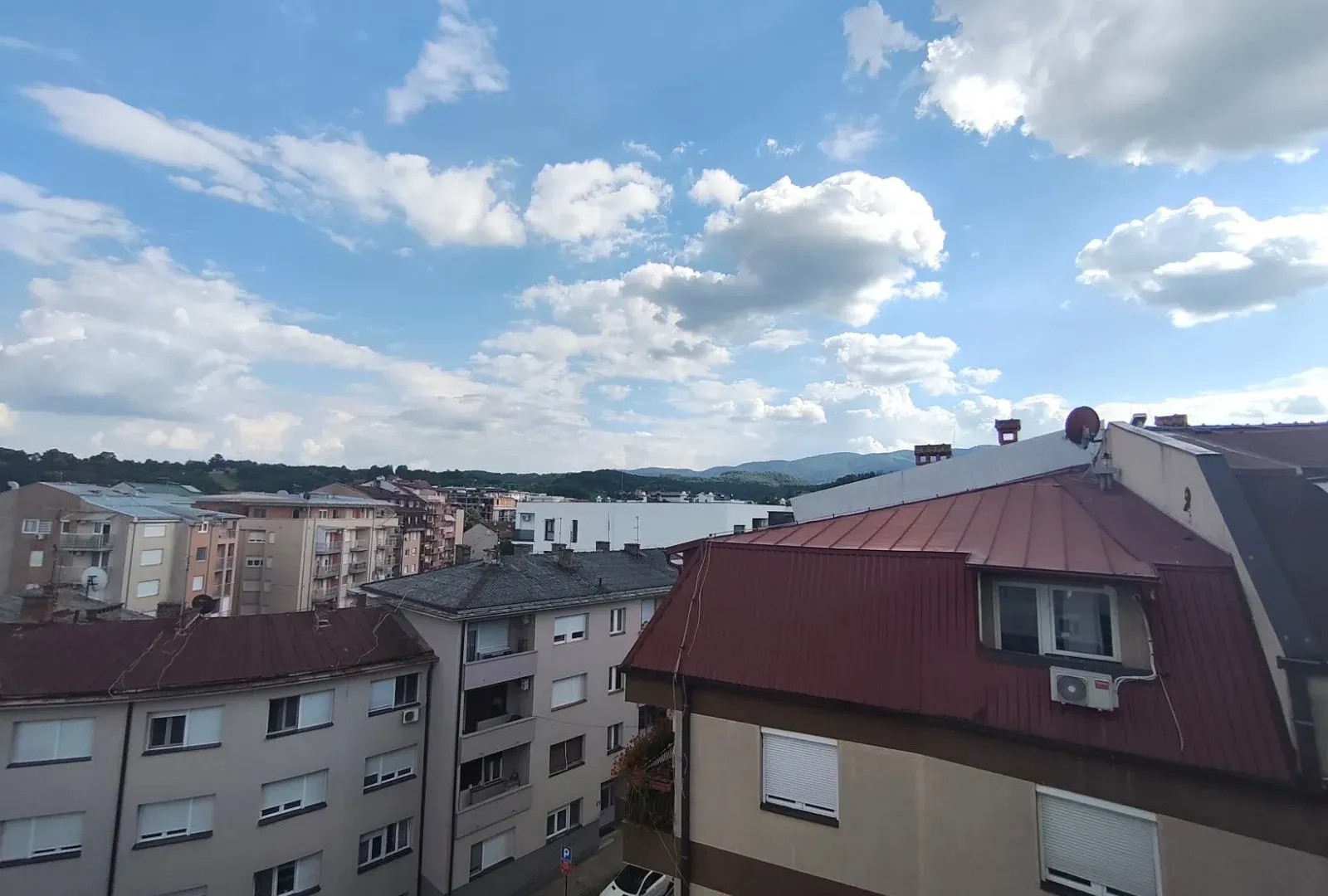 Prodaja, dvosoban stan, 184m², Centar, Loznica