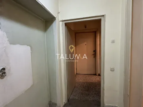 Prodaja, jednosoban stan, 40m², Pobrežje, Podgorica - image 4