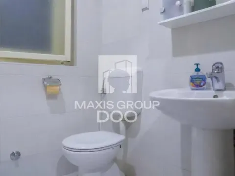 Rent, two bedroom apartment, 60m², Stari Grad, Beograd - image 3
