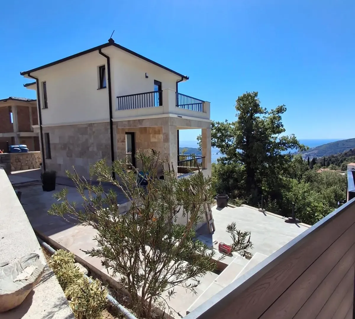Prodaja, kuća, 750m², Markovići, Budva