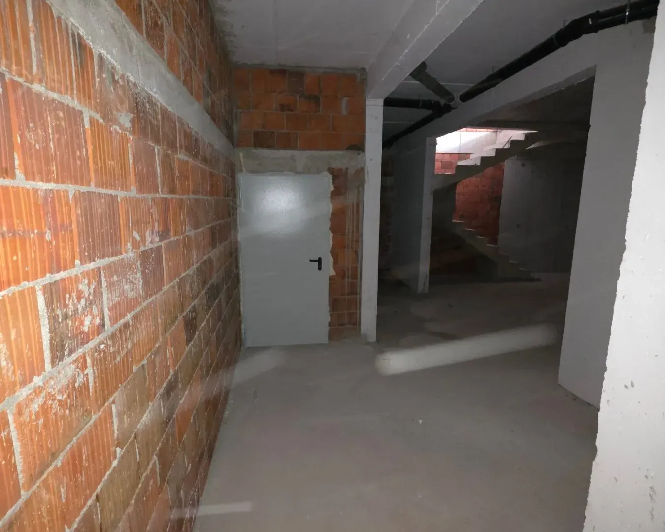Rent, office space, 120m², Pobrežje, Podgorica