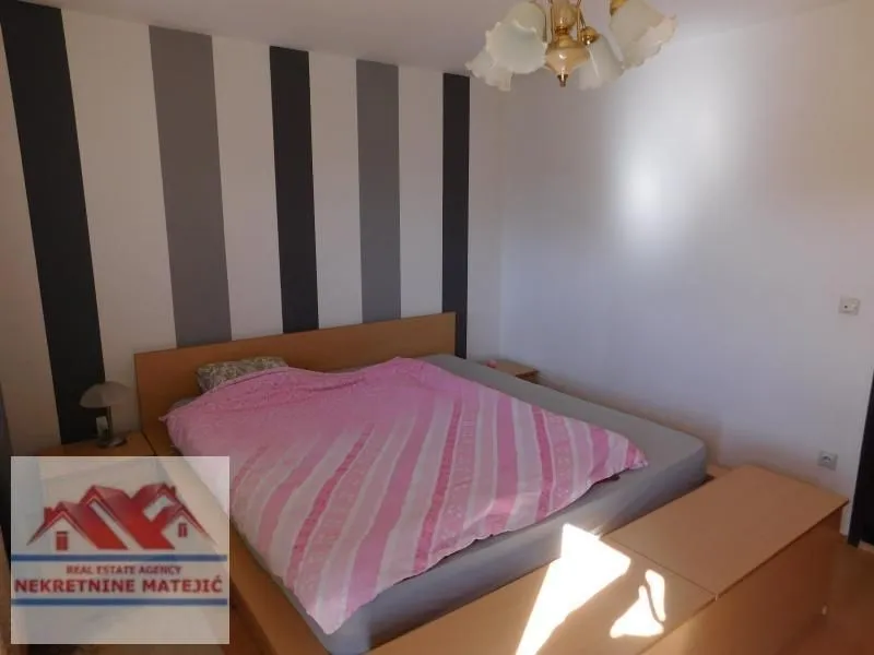 Prodaja, kuća, 250m², Ćava, Kragujevac