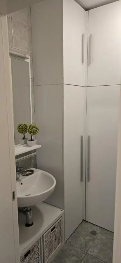 Prodaja, trosoban stan, 63m², Nova Detelinara, Novi Sad Sve Podlokacije