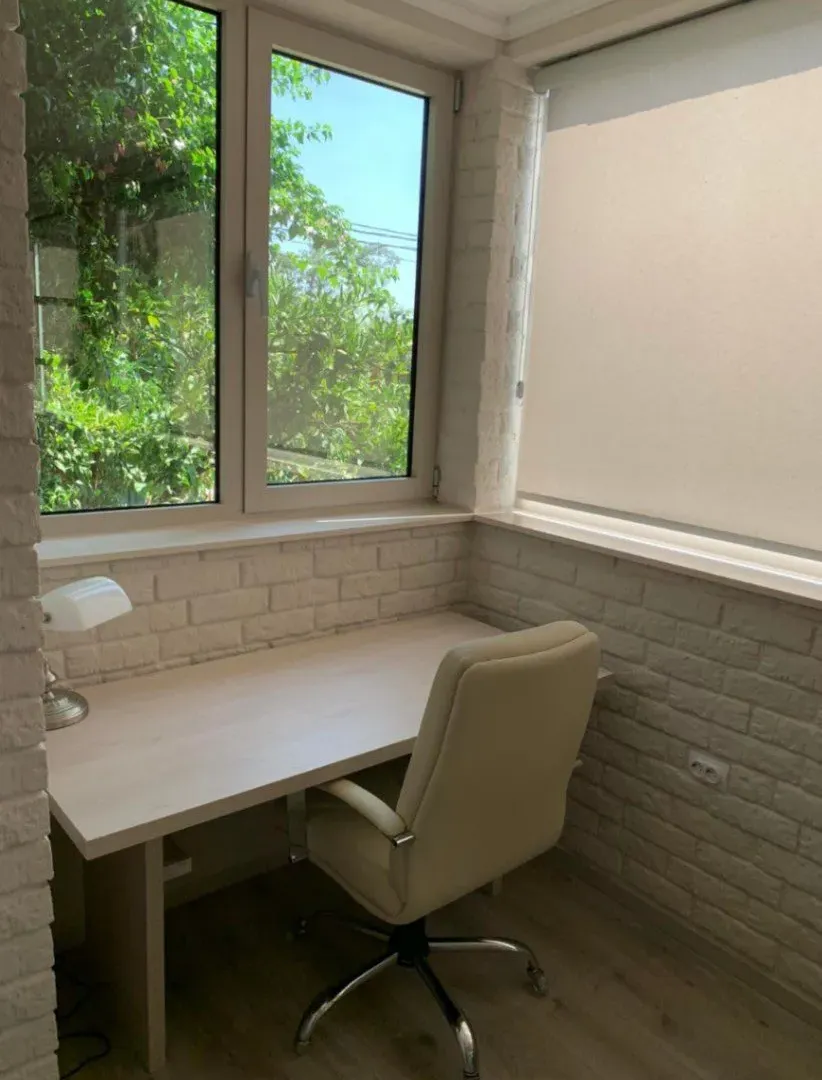 Izdavanje, dvosoban stan, 55m², Mrčevac, Tivat