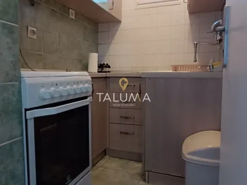 Rent, studio apartment, 25m², Stari Aerodrom, Podgorica - image 2