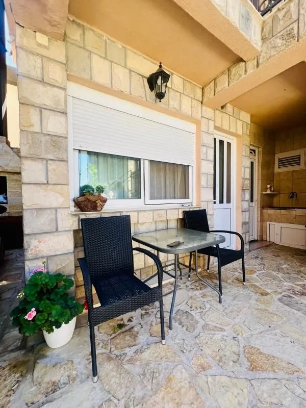 Sale, house, 300m², Bar, Crna Gora