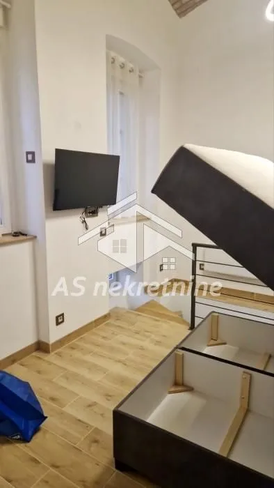 Rent, apartment, 59m², Stari Grad, Beograd